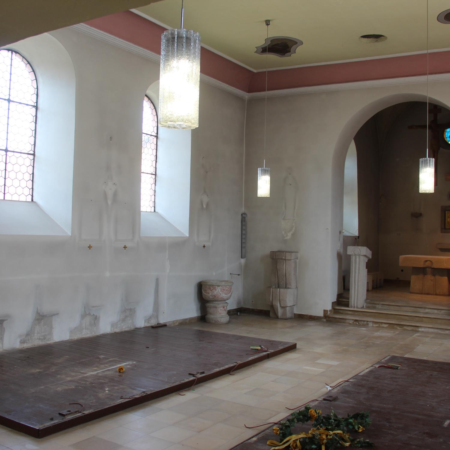 Abnahme der Kirchenausstattung und abbau der Orgel