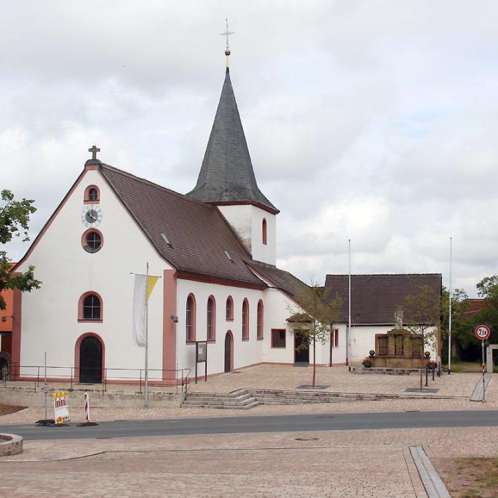 Außenansicht der Kirche