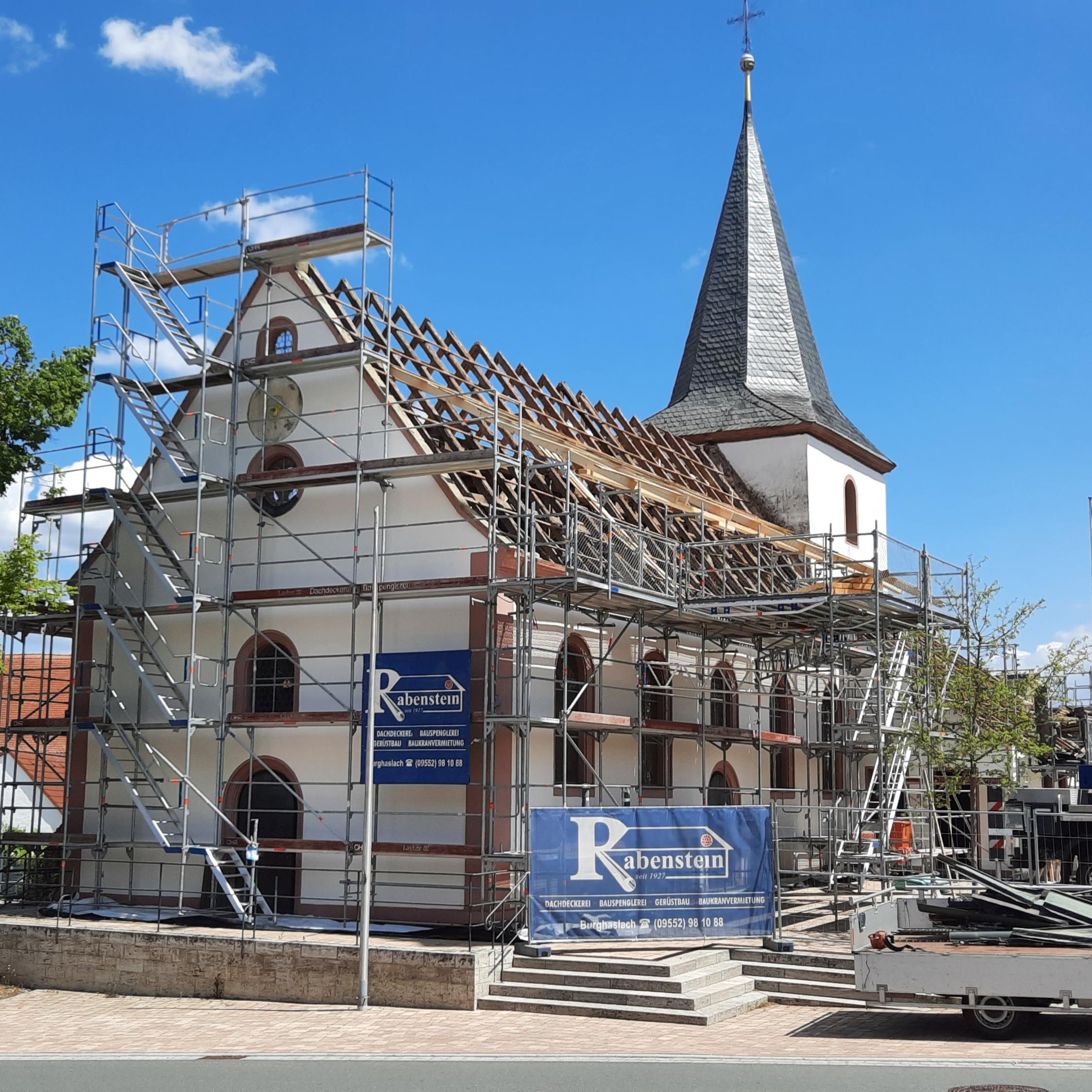 Dach wird abgedeckt
