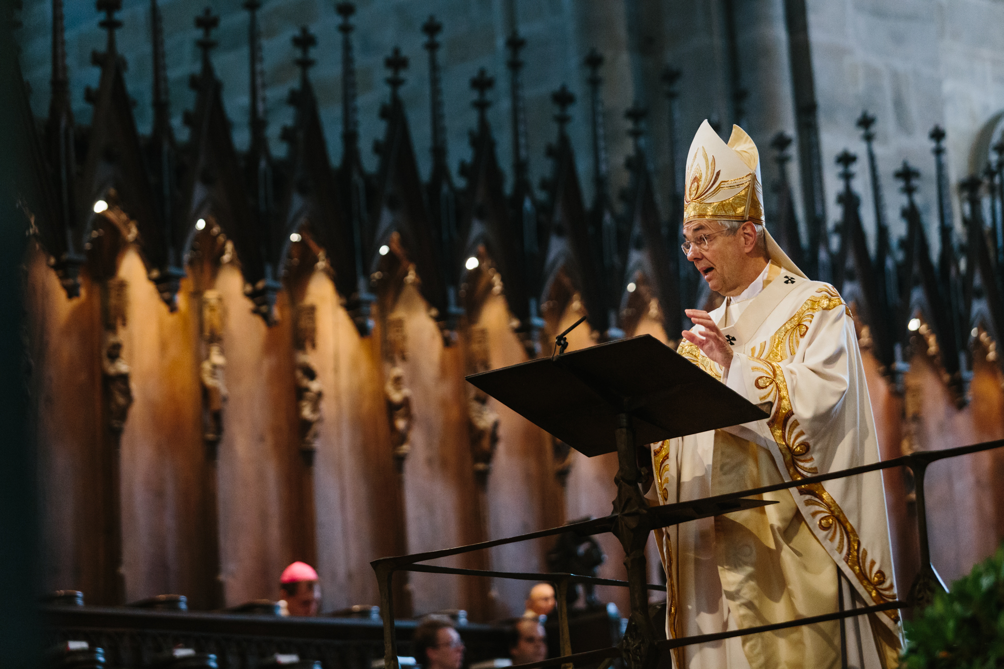 Erzbischof Schick predigt im Dom (Archiv) Schick Weiß Predigt