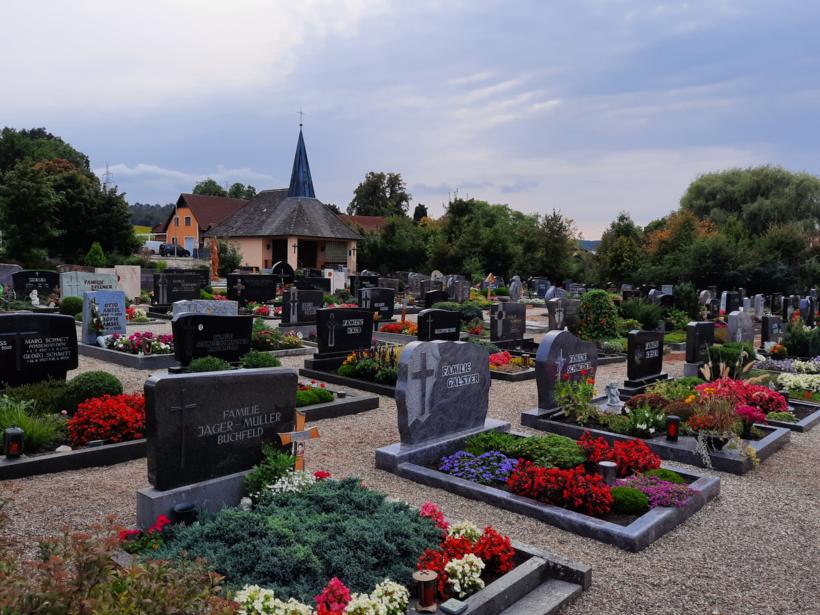 Friedhof Elsendorf. Friedhof