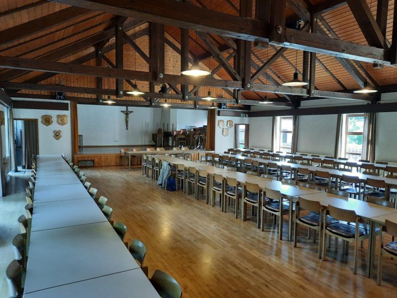 Innenansicht Großer Saal Blick richtung Bühne. Innenansicht Laurentiussaal
